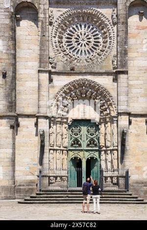 Chiesa di San MartiÒo, Noia, provincia di CoruÒa, Galizia, Spagna. Foto Stock