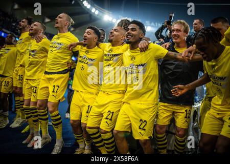 Parigi, Francia. 7th mai 2024. Giubilo finale: Marco Reus (BVB) Marius Wolf (BVB) Jadon Sancho (BVB) Donyell Malen (BVB) Ian Maatsen (BVB) Julian Brandt (BVB) Jamie Bynoe-Gittens (BVB) Paris Saint-Germain - Borussia Dortmund 07.05.2024 crediti: Moritz Muller/Alamy Live News Foto Stock