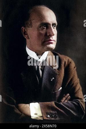 Mussolini, Benito, 29.7.1883 - 28.4.1945, politico italiano, primo Ministro 30.10.1922 - 25.7.1943, ritratto, 1920, ESCLUSIVAMENTE EDITORIALE Foto Stock