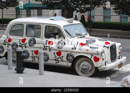 Adoro il taxi per auto da collezione di New York a Manhattan Foto Stock