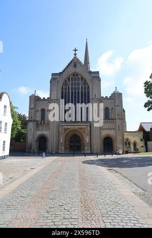 Norwich Cathedral e Norwich, Norfolk, Inghilterra, Regno Unito Foto Stock