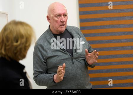 Der Künstler Sean Scully im Koblenzer Museum Ludwig Sean Scully *** l'artista Sean Scully al Museum Ludwig di Coblenza Sean Scully DSC05510.jpg Foto Stock