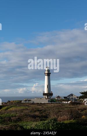 Pigeon Point Light Station o Lighthouse sulla costa centrale della California. Costruito nel 1871, è il faro più alto della costa occidentale Degli Stati Uniti Foto Stock