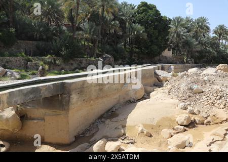 Sistema di irrigazione Wadi Bani Khalid Falaj Oman Foto Stock