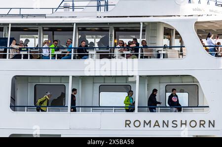 Autofähre Romanshorn die Autofähre Romanshorn kommt aus Friedrichshafen und steuert den Hafen Romanshorn AN. Romanshorn, Schweiz, 21.05.2023 *** Romanshorn il traghetto Romanshorn arriva da Friedrichshafen e si dirige verso il porto di Romanshorn Romanshorn, Svizzera, 21 05 2023 Foto Stock