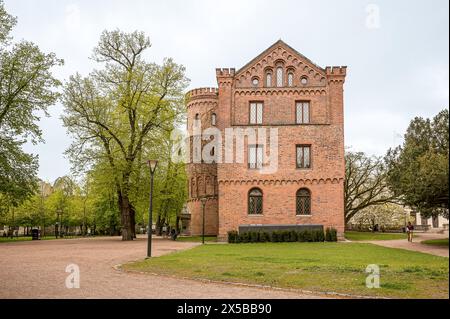 Il timpano della casa del re all'Università di Lund, Svezia, 6 maggio 2024 Foto Stock