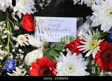 Titanic Engineers Memorial, inaugurato nel 1914, commemorando gli ingegneri a bordo della nave, tutti morti, incluso Thomas Andrews, capo progettista. Foto Stock