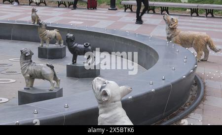 Berczy Park Dog Fountain a Toronto - TORONTO, CANADA - 15 APRILE 2024 Foto Stock