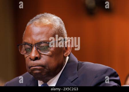 (240508) -- WASHINGTON, 8 maggio 2024 (Xinhua) -- il segretario alla difesa degli Stati Uniti Lloyd Austin testimonia dinanzi alla sottocommissione per la difesa del Senato a Washington, DC, negli Stati Uniti, l'8 maggio 2024. Gli Stati Uniti hanno trattenuto una spedizione di aiuti alle armi a breve termine a Israele a causa delle "serie preoccupazioni” che un'imminente operazione militare su larga scala delle forze israeliane a Rafah causerebbe perdite significative di vite civili, ha dichiarato mercoledì il Dipartimento di Stato. Mercoledì scorso, il segretario alla difesa degli Stati Uniti Lloyd Austin ha detto ai senatori di Capitol Hill mentre testimoniava al Pentag Foto Stock