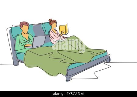 Una coppia che disegna una linea continua trascorrendo del tempo a letto con un comodo materasso prima di addormentarsi. Uomo con computer portatile che naviga su Internet. Donna, Illustrazione Vettoriale