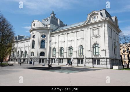 Museo d'arte nazionale lettone, edificio in stile storico, riga, Lettonia Foto Stock