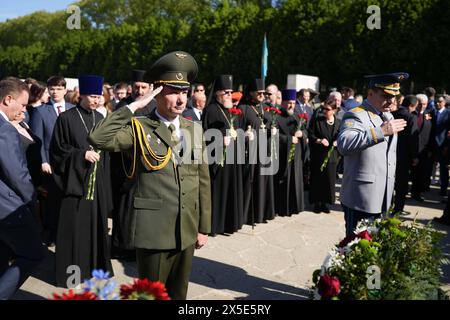 2024-05-09, Berlino, das Sowjetische Ehrenmal a Treptow. Gedenken an das Ende des 2. Weltkrieg vor 79 Jahren. *** 2024 05 09,Berlino,il memoriale sovietico a Treptow che commemora la fine della seconda guerra mondiale 79 anni fa Foto Stock