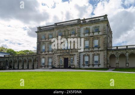 Enniskillen, Contea di Fermanagh Irlanda del Nord 1° maggio 2024 - Florencecourt House è una splendida casa del XVIII secolo situata in splendidi giardini. Foto Stock