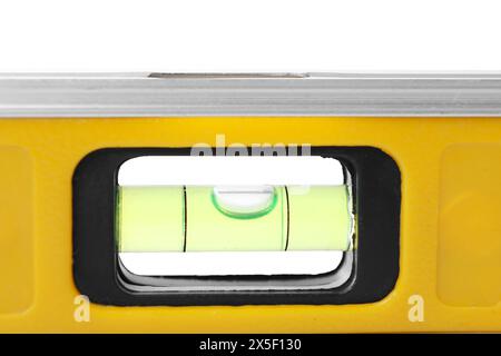 Edificio di colore giallo isolato su bianco. Utensile da costruzione Foto Stock