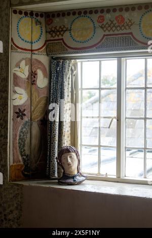 Charleston Farnhouse, sede degli artisti Virginia Woolf e Duncan Grant. Ottima giornata nell'East Sussex Foto Stock