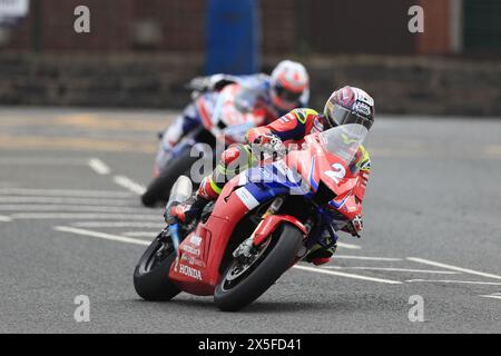 9 maggio 2024; Briggs EquipmentNorth West 200 Motorcycle Race, Portrush, Antrim, Irlanda del Nord; North West 200 Qualifying and Races; John McGuinness MBE (Honda Racing UK) è stato il settimo più veloce durante le qualifiche Superbike Foto Stock