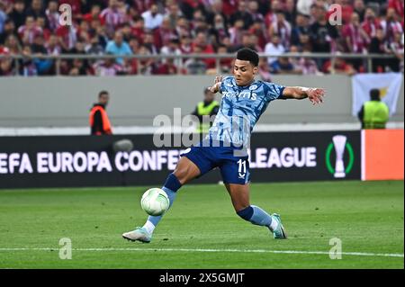 Pireo, Grecia. 9 maggio 2024. 11 Ollie Watkins dell'Aston Villa FC sta giocando durante la UEFA Conference League, semifinali, 2a tappa, partita tra Olympiacos Piraeus e Aston Villa FC allo Stadio Georgios Karaiskakis il 9 maggio 2024, nel Pireo, in Grecia. Credito: Agenzia fotografica indipendente/Alamy Live News Foto Stock