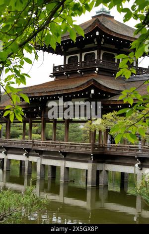 Santuario e giardini Heian-jingu Foto Stock
