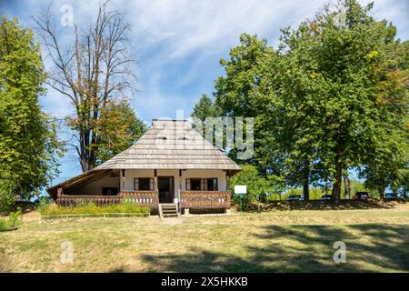 La Casa Marginea Black Poterry al Museo del Villaggio Bucovina, Romania Foto Stock