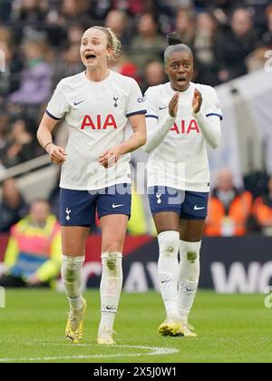 Foto del file del 16-12-2023 dell'attaccante del Tottenham Martha Thomas (a sinistra), che non ha alcuna motivazione in più per ottenere l'ultima risata sul Manchester United nella finale di fa Cup femminile di domenica. Data di pubblicazione: Venerdì 10 maggio 2024. Foto Stock