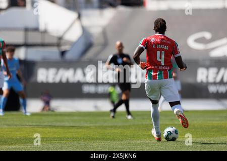 Kialanda Gaspar durante la partita della Liga Portugal tra il CF Estrela Amadora e il Rio Ave FC all'Estadio Jose Gomes, Amadora, Lisbona, Portogallo. (Maciej Rogow Foto Stock