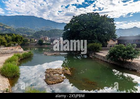 Fujian Tulou dimora rurale di Hakka, Yunshuiyao Ancient Town, Fujian, Cina, Asia Copyright: MichaelxRunkel 1184-10640 Foto Stock