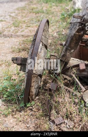 Vecchio carro agricolo di legno a Geyre a Turkiye Foto Stock