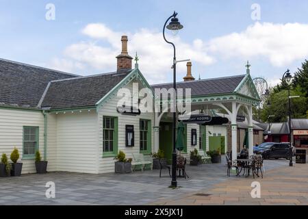 La stazione ferroviaria di Ballater è un'ex stazione nel villaggio di Ballater nell'Aberdeenshire, in Scozia. Foto Stock