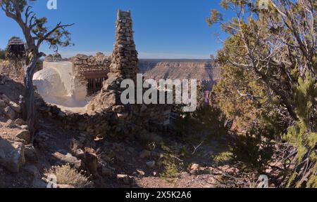 The Back of Historic Hermits Rest, costruito nel 1914, di proprietà del National Park Service, Grand Canyon, Arizona, Stati Uniti d'America, Nord America C. Foto Stock