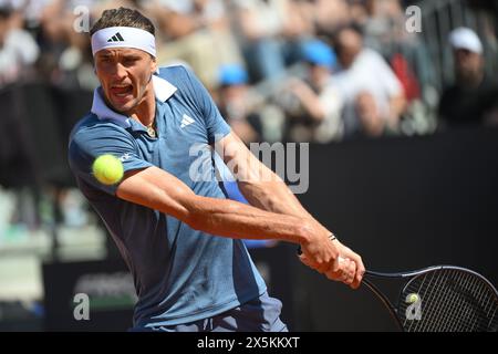 Roma, Italia. 10 maggio 2024. Alexander Zverev durante la partita contro Aleksander Vukic al torneo internazionale di tennis BNL d'Italia 2024 al foro Italico di Roma il 10 maggio 2024. Crediti: Insidefoto di andrea staccioli/Alamy Live News Foto Stock