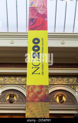 National Gallery, Trafalgar Square, Londra, Regno Unito. 10 maggio 2024. La Galleria Nazionale sta preparando le celebrazioni per il suo 200° compleanno. Un "Big Birthday Light Show" sarà proiettato sulla parte anteriore del loro edificio dalle 21:00 alle 23:00 di venerdì e sabato (10 e 11 maggio). Crediti: Stuart Robertson/Alamy Live News. Foto Stock