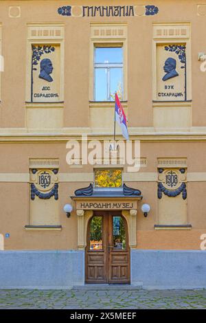 Krusevac, Serbia - 12 ottobre 2023: Ingresso al Museo Nazionale di Krusevac presso Lazar Town Park Historic Landmark. Foto Stock