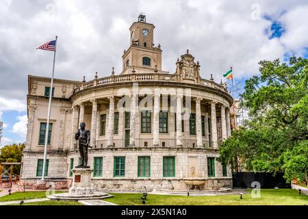 Storico municipio, Coral Gables, Florida. Costruito nel 1928 sui luoghi storici del National Registry degli Stati Uniti Foto Stock