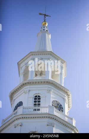 Charleston, Carolina del Sud, Stati Uniti. Chiesa luterana di St. Johns, campanile della chiesa, città, cupula Foto Stock