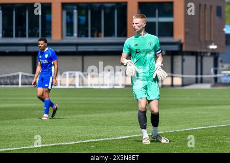 Landore, Swansea, Galles. 7 maggio 2024. Il portiere Luke Armstrong del Cardiff City durante la partita Under 18 Professional Development League tra Swansea City e Cardiff City alla Swansea City Academy di Landore, Swansea, Galles, Regno Unito, il 7 maggio 2024. Crediti: Duncan Thomas/Majestic Media. Foto Stock