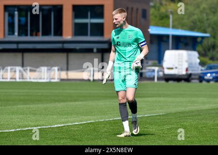 Landore, Swansea, Galles. 7 maggio 2024. Il portiere Luke Armstrong del Cardiff City durante la partita Under 18 Professional Development League tra Swansea City e Cardiff City alla Swansea City Academy di Landore, Swansea, Galles, Regno Unito, il 7 maggio 2024. Crediti: Duncan Thomas/Majestic Media. Foto Stock