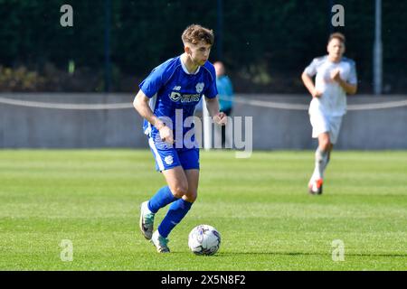 Landore, Swansea, Galles. 7 maggio 2024. Jake Davies del Cardiff City durante la partita Under 18 Professional Development League tra Swansea City e Cardiff City alla Swansea City Academy di Landore, Swansea, Galles, Regno Unito, il 7 maggio 2024. Crediti: Duncan Thomas/Majestic Media. Foto Stock