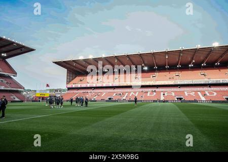 Liegi, Belgio. 10 maggio 2024. I giocatori di Westerlo sono ritratti in campo prima di una partita di calcio tra Standard de Liege e KVC Westerlo, venerdì 10 maggio 2024 a Liegi, il giorno 8 (su 10) dei play-off europei della prima divisione del campionato belga 'Jupiler Pro League' del 2023-2024. BELGA PHOTO BRUNO FAHY credito: Belga News Agency/Alamy Live News Foto Stock