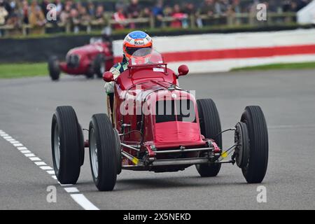 Michael Birch, Maserati 4CM, Parnell Cup, venti minuti di corsa per le vetture Grand Prix, Formula 2 e Voiturette, che hanno gareggiato negli anni 1935 a. Foto Stock