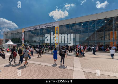 Torino, Italia - 2024 maggio 10: Ingresso principale del Salone Internazionale del Libro di Torino 36a edizione nella Fiera del Lingotto C Foto Stock