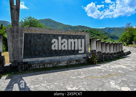 Montenegro - 30 luglio 2023: Monumento ai combattenti caduti e alle vittime del fascismo in Montenegro. Foto Stock