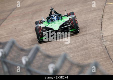 Berlino, Germania. 11 maggio 2024. 16 ERIKSSON Joel (swe), Envision Racing, Jaguar i-Type 6, azione durante l'ePrix di Berlino 2024, 7° incontro del Campionato del mondo ABB FIA di Formula e 2023-24, sul circuito di Tempelhof Airport Street dal 10 al 12 maggio 2024 a Berlino, Germania - foto Eric Alonso / DPPI credito: media DPPI/Alamy Live News Foto Stock