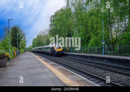 British Rail Network Rail Diesel trian per pendolari passeggeri Solihull West Midlands Inghilterra Regno Unito Foto Stock