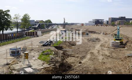 Stockton on Tees, Regno Unito. 11 maggio 2024. I lavori di costruzione sono iniziati nel centro della città dopo il completamento dei lavori di demolizione come parte dei Consigli prevede di aprire la High Street al lungofiume e include un hub sanitario NHS. David Dixon/Alamy Foto Stock