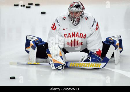 Praga, Repubblica Ceca. 11 maggio 2024, Praga, Repubblica Ceca: Il portiere canadese JOEL HOFER durante la partita del Campionato mondiale di hockey su ghiaccio 2024 tra Gran Bretagna e Canada all'arena O2 di Praga, Repubblica Ceca. (Credit Image: © Slavek Ruta/ZUMA Press Wire) SOLO PER USO EDITORIALE! Non per USO commerciale! Crediti: ZUMA Press, Inc./Alamy Live News Foto Stock