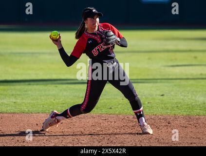 10 maggio 2024 Palo alto CA U.S.A., l'interno dello Utah Aliya Belarde (23) lancia in prima base durante la semifinale del torneo NCAA PAC 12 Softball G1 tra Utah Utes e Stanford Cardinal. Utah ha battuto Stanford 2-1 al Boyd & Jill Smith Family Stadium Palo alto California. Thurman James/CSM Foto Stock