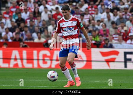 Granada, Spagna. 11 maggio 2024. Sergio Ruiz del Granada CF durante la partita di Liga tra Granada CF e Real Madrid CF allo stadio Nuevo Los Cármenes l'11 maggio 2024 a Granada, Spagna. (Foto di José M Baldomero/Pacific Press) credito: Pacific Press Media Production Corp./Alamy Live News Foto Stock