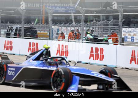 Berlino, Germania. 11 maggio 2024. Berlin-Tempelhof: Inizio della Formula e a Berlino 2024 su Tempelhofer Weg. (Foto di Simone Kuhlmey/Pacific Press) credito: Pacific Press Media Production Corp./Alamy Live News Foto Stock