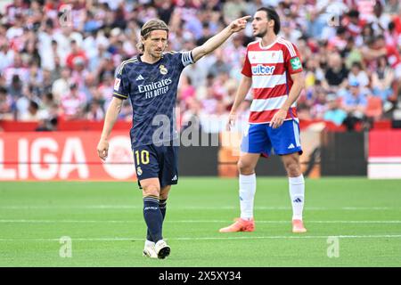 Granada, Granada, Spagna. 11 maggio 2024. Luka Modric del Real Madrid CF durante la partita di Liga tra Granada CF e Real Madrid CF allo stadio Nuevo Los CÃrmenes l'11 maggio 2024 a Granada, Spagna. (Credit Image: © José M Baldomero/Pacific Press via ZUMA Press Wire) SOLO PER USO EDITORIALE! Non per USO commerciale! Crediti: ZUMA Press, Inc./Alamy Live News Foto Stock