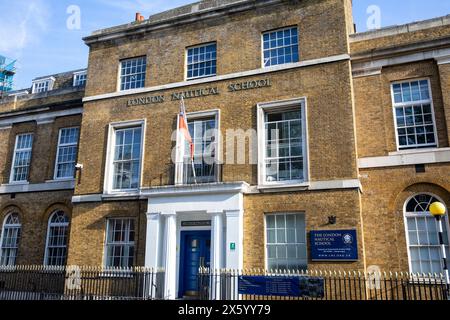 La London Nautical School, fondata nel 1915, è una fondazione di 11-18 anni che si occupa di studi marittimi, Stamford Street, Londra, Inghilterra Foto Stock